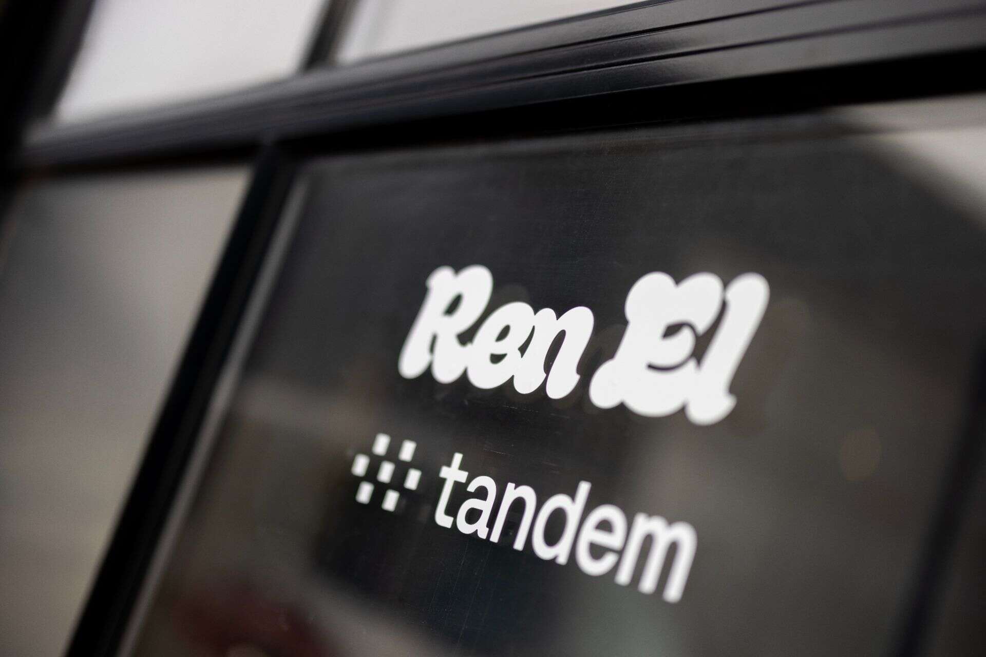 Ren El Teknik logo på bil